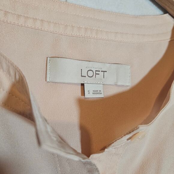 Ann Taylor Loft Light Blush Pink Button Up Blouse - Picture 4 of 8